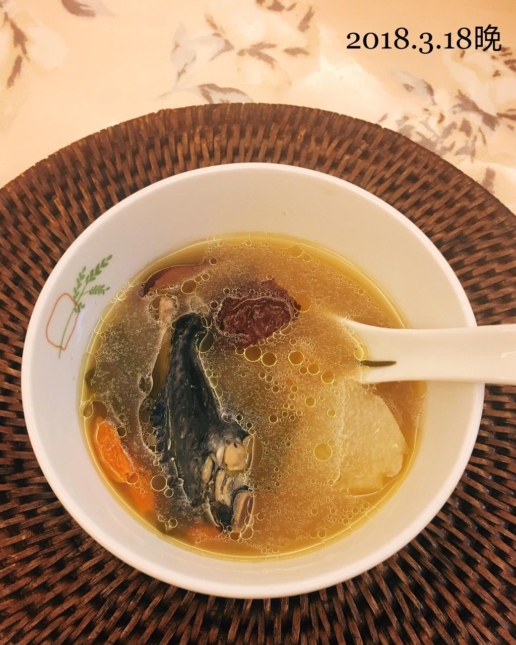 山药枸杞乌鸡汤