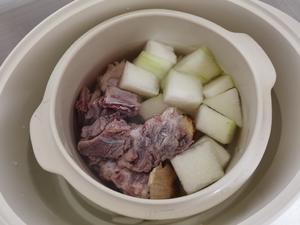祛湿汤~冬瓜薏米茯苓排骨汤的做法 步骤7