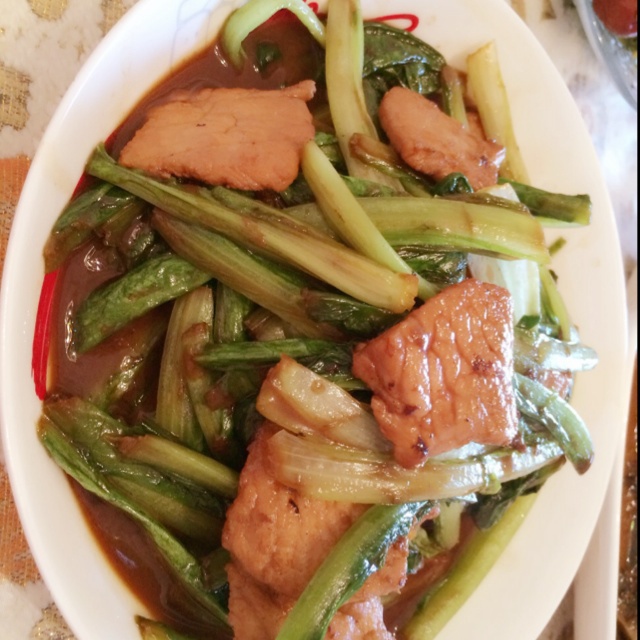 腊肉炒油麦菜