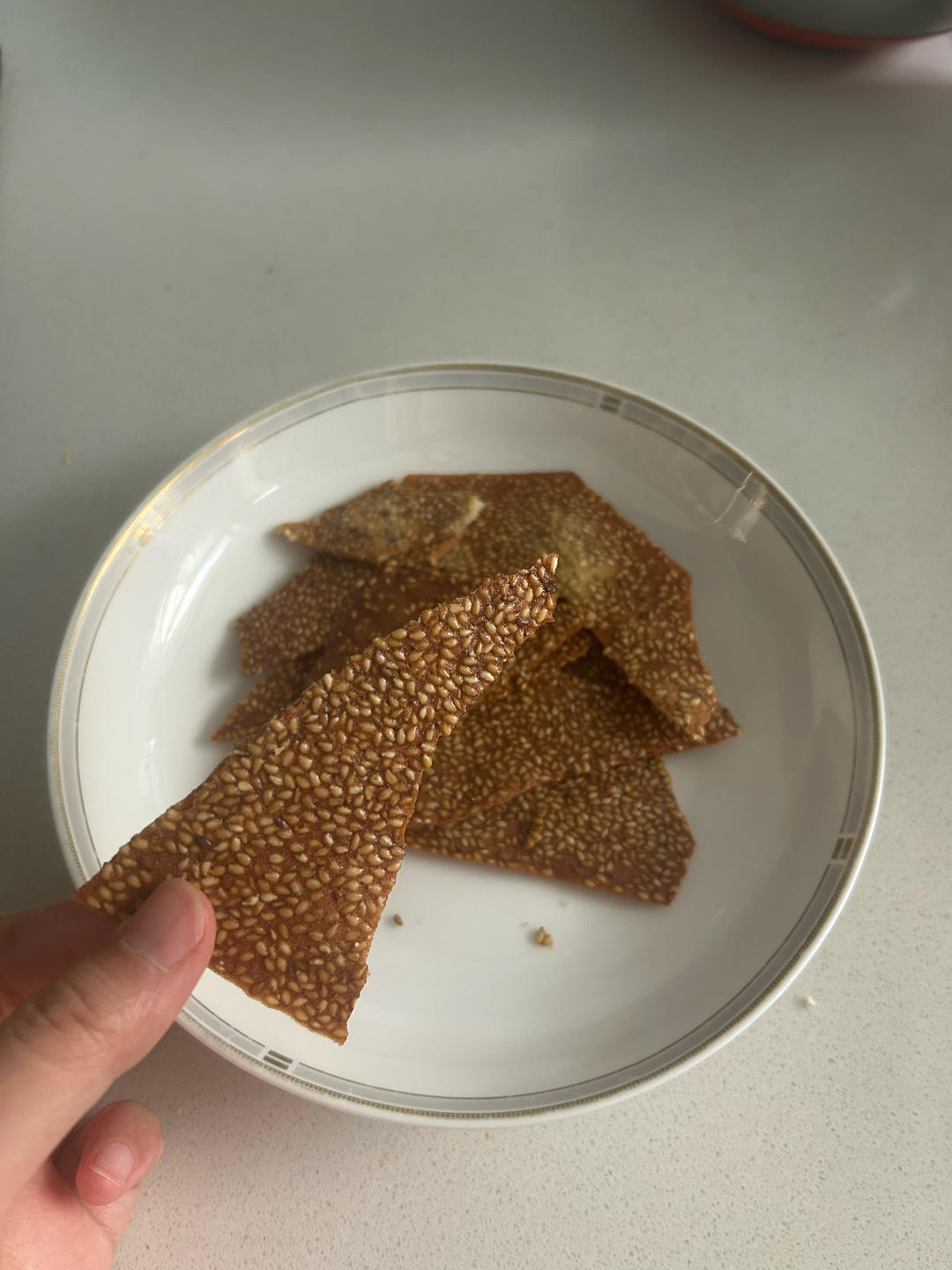芝麻薄脆饼干，一步操作，超级简单