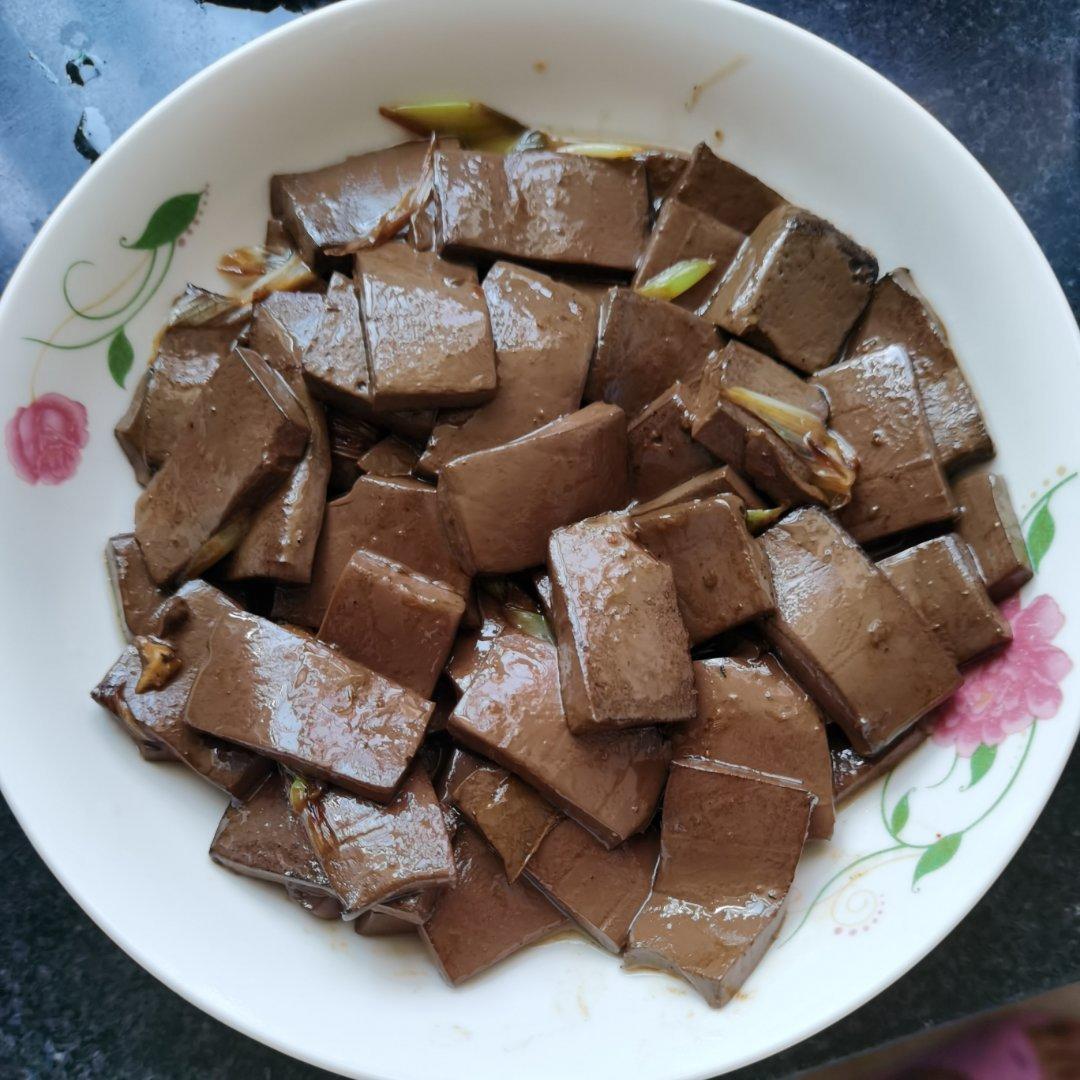炒鸭血