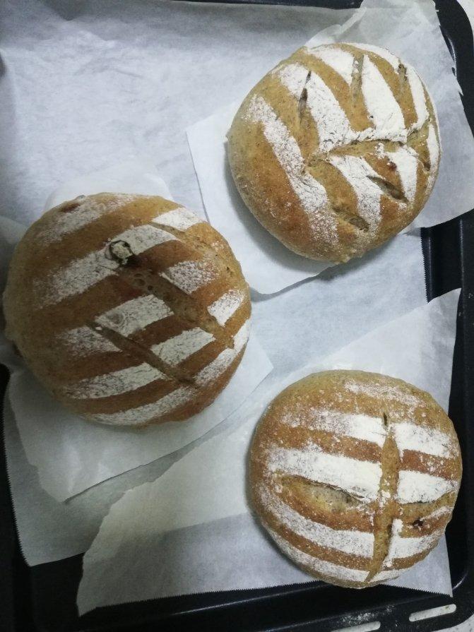 无糖无油黑麦核桃软欧