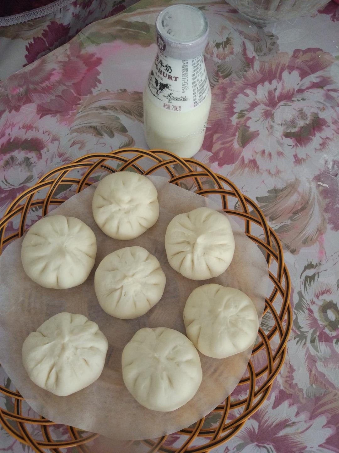 鲜肉包子