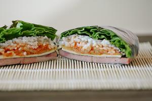 泡菜午餐肉&金枪鱼黄瓜折叠饭团的做法 步骤11