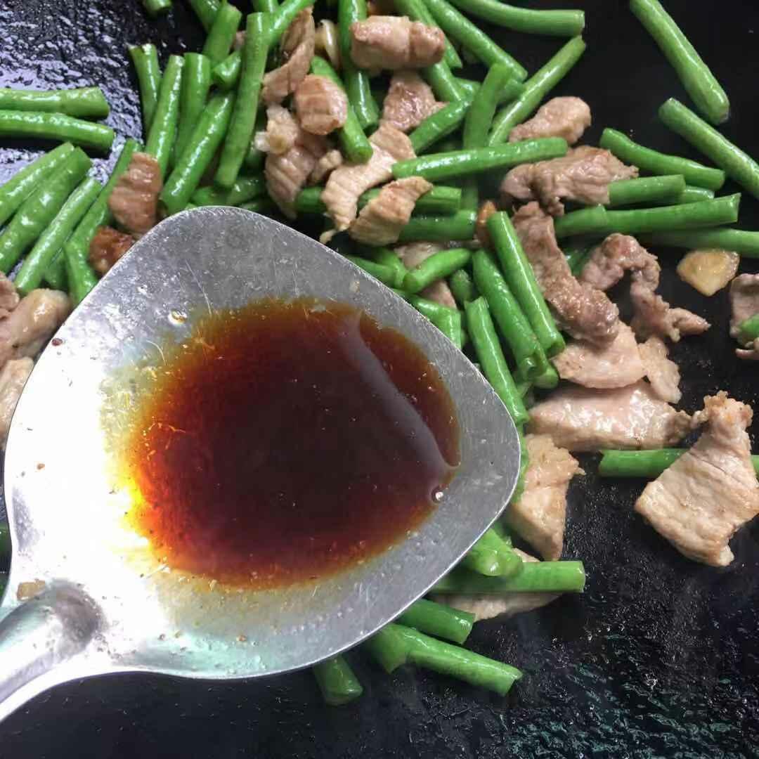 豆角炒肉片的做法 步骤6