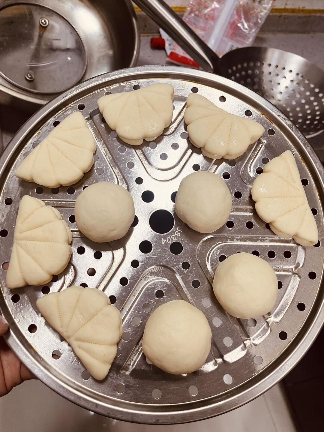 仅需一次发酵的懒人荷叶饼，水合法无需费力揉面也能光光滑滑，暄软无比