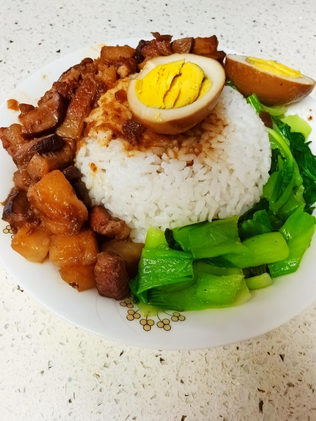 好吃到停不下来的卤肉饭