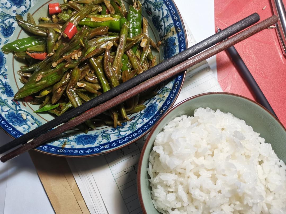 超级下饭的家常菜～清炒四季豆