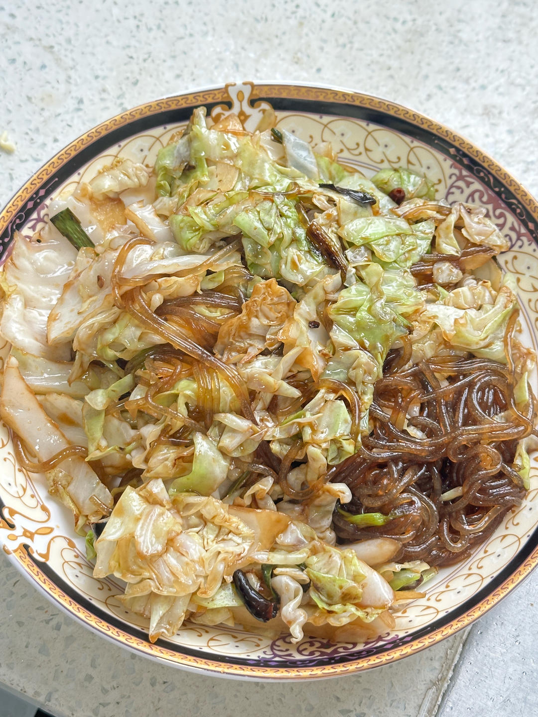 最近爱吃粉丝粉条～包菜炒粉丝