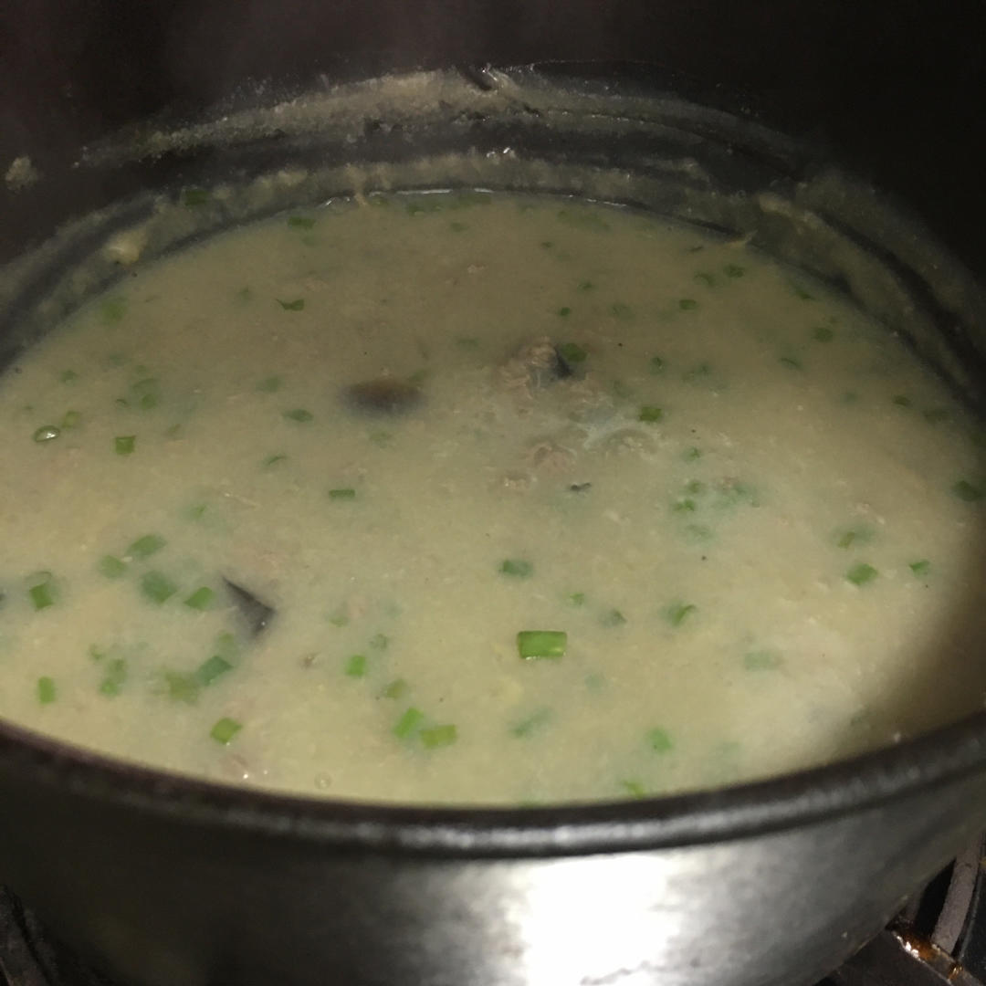 堂妈小厨——超好喝的皮蛋瘦肉粥