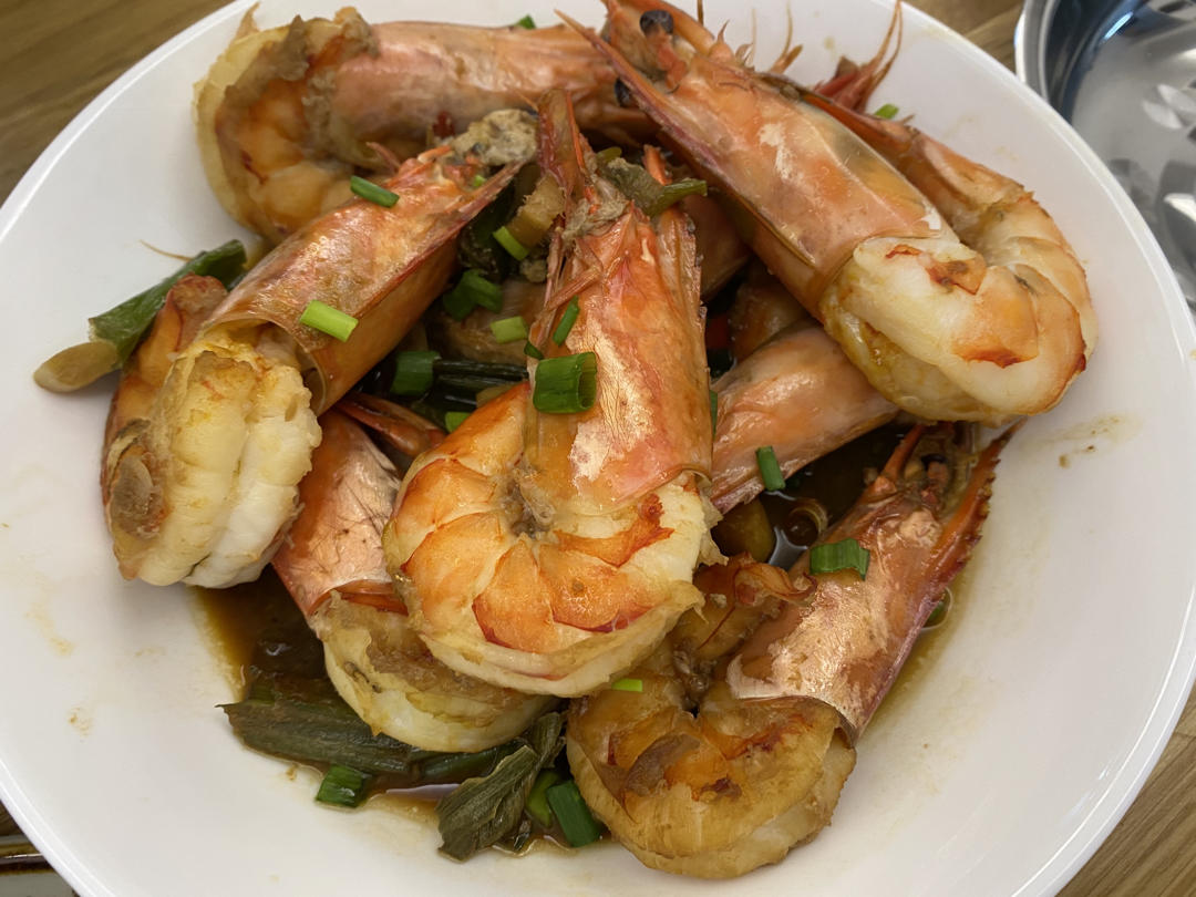 10分钟搞定，好吃到舔手指的油焖大虾