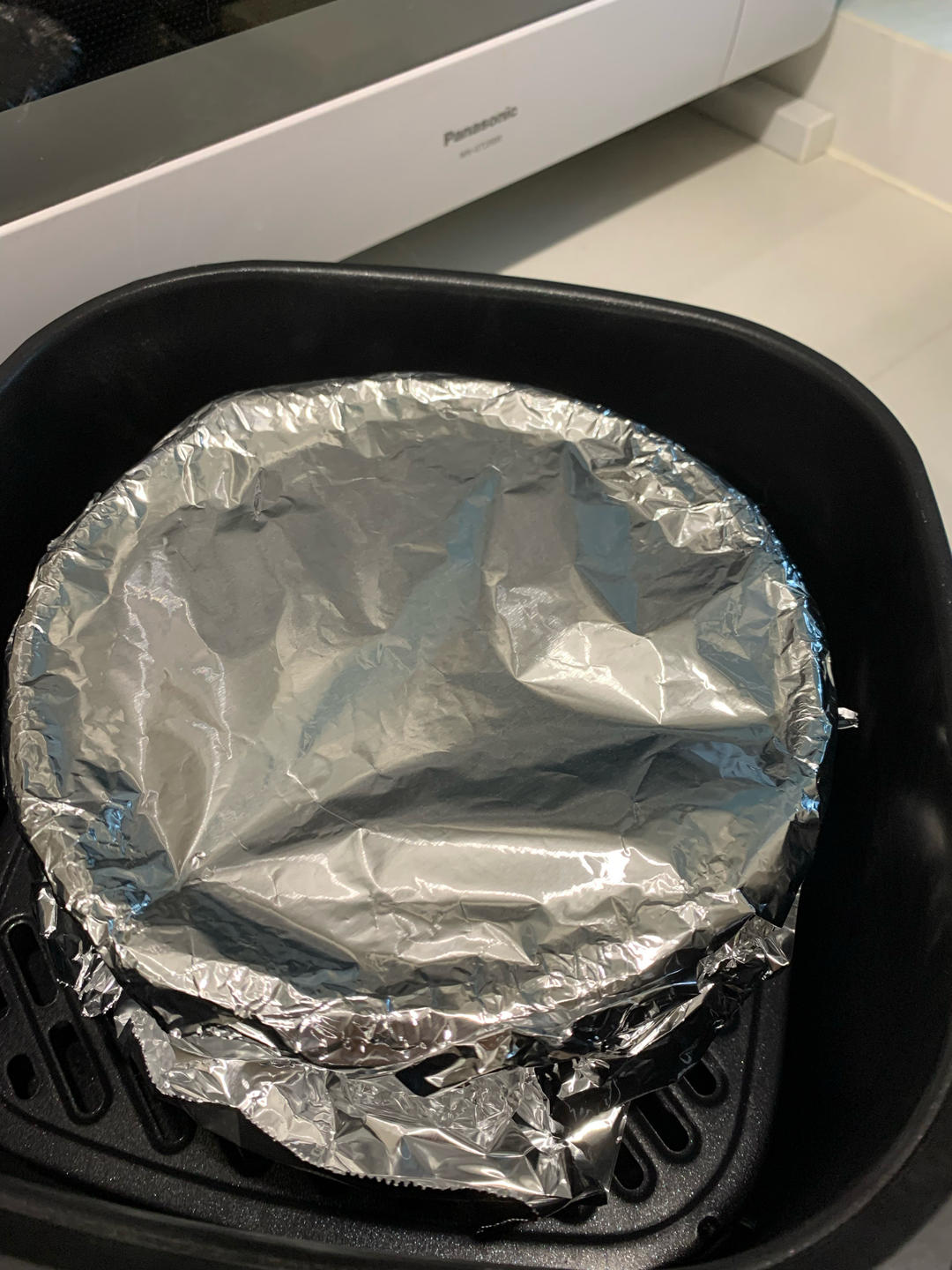 #甜品#烘焙#空气炸锅#🧀巴斯克芝士蛋糕6寸版的做法 步骤10