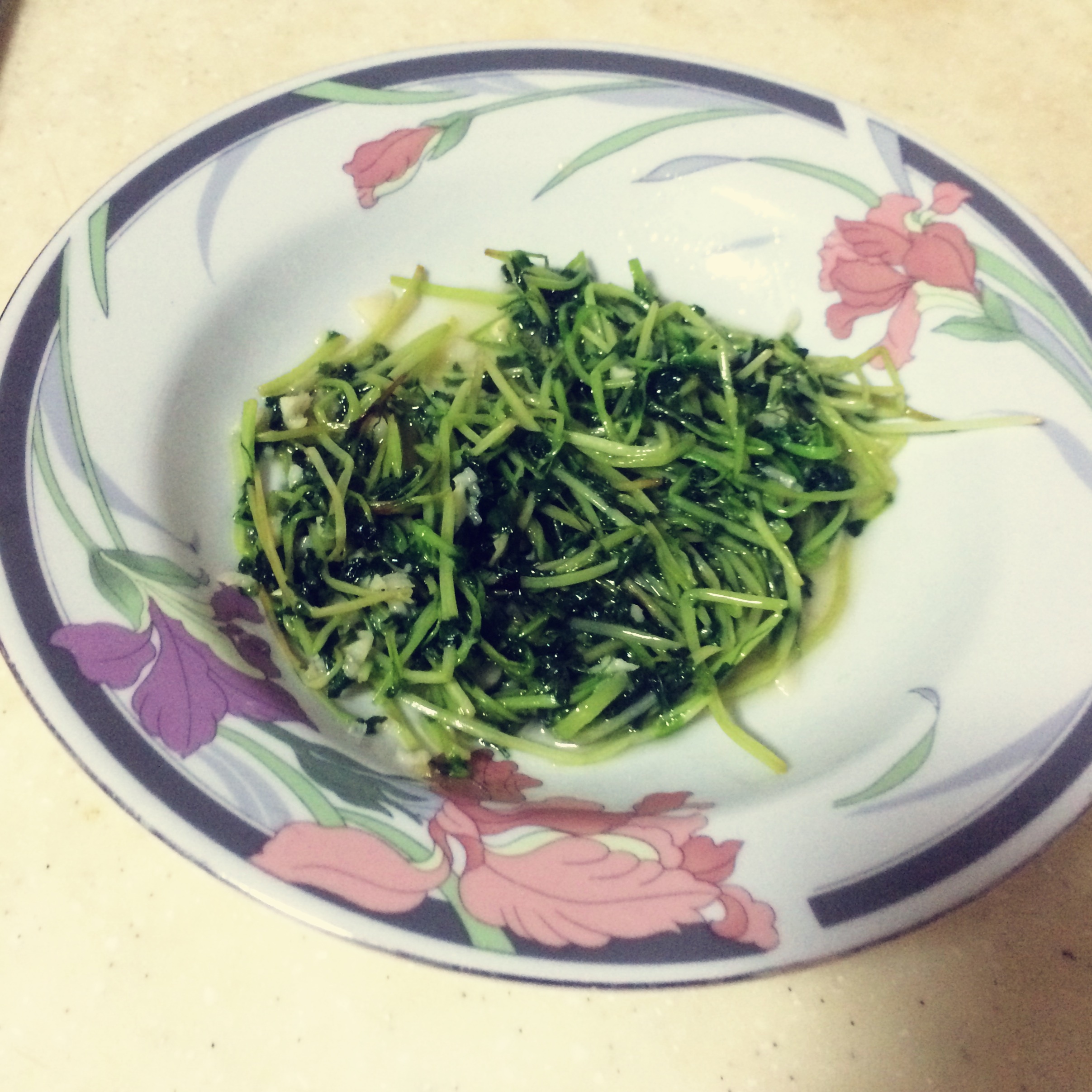 清炒豆苗