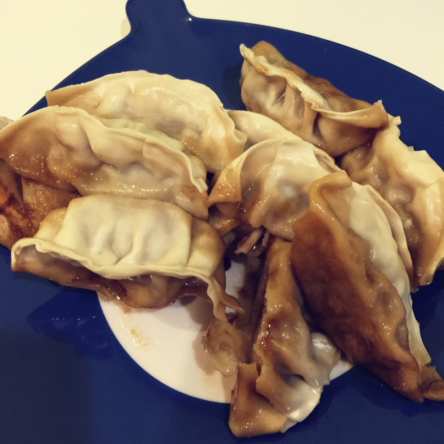 速冻水饺吃腻了吗~变锅贴吧(๑´ڡ`๑)