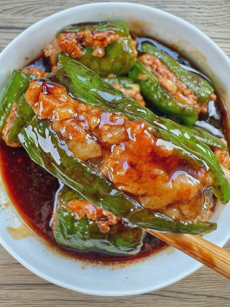 下饭菜“青椒酿肉”，香糯多汁鲜嫩下饭的做法 步骤4
