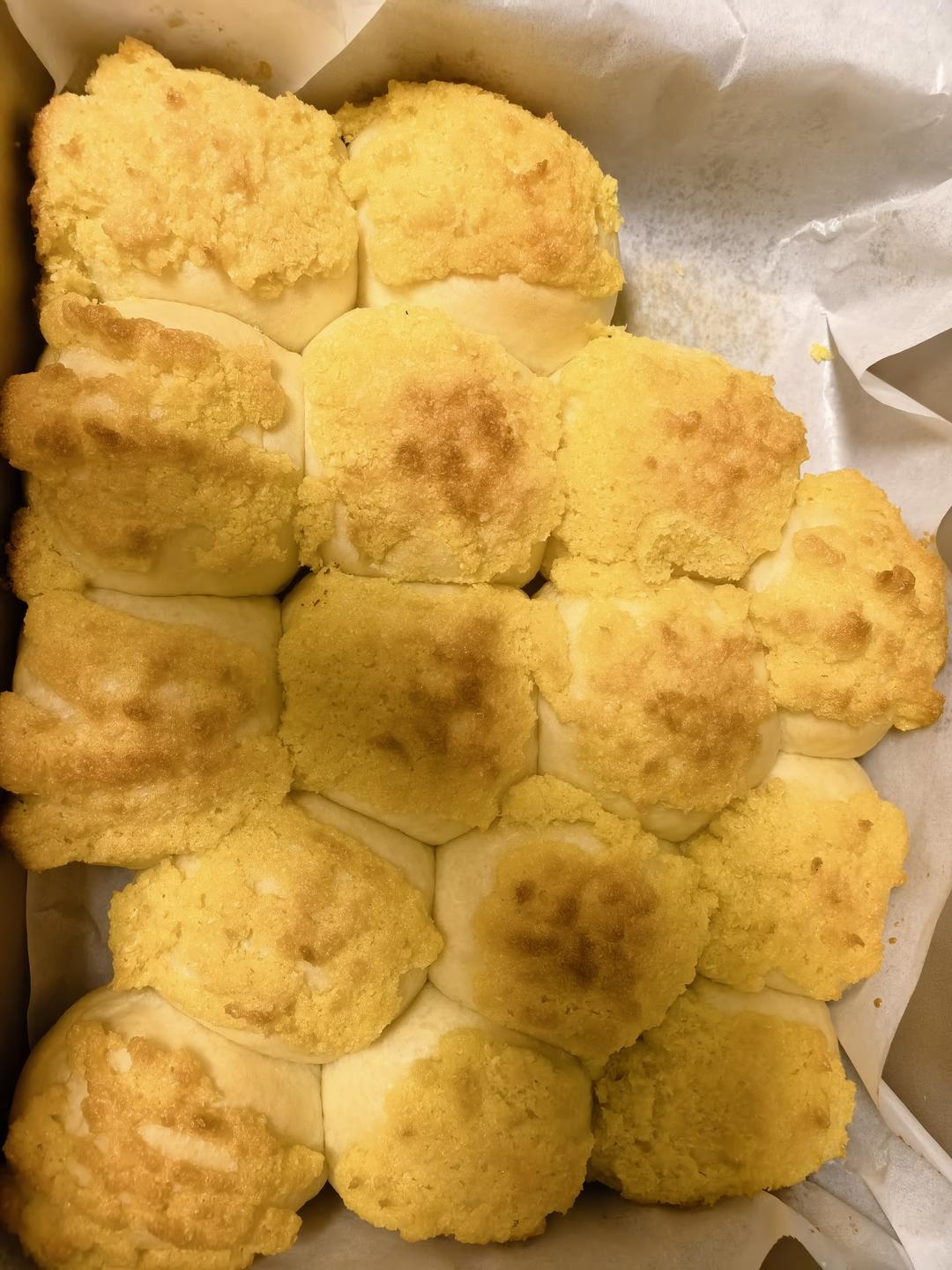 一次发酵同样松软的椰蓉小面包