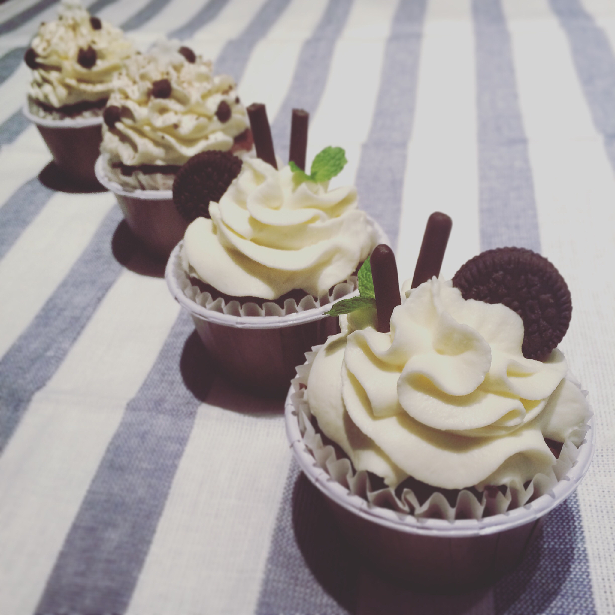 古典巧克力cupcake配马斯卡彭奶油霜