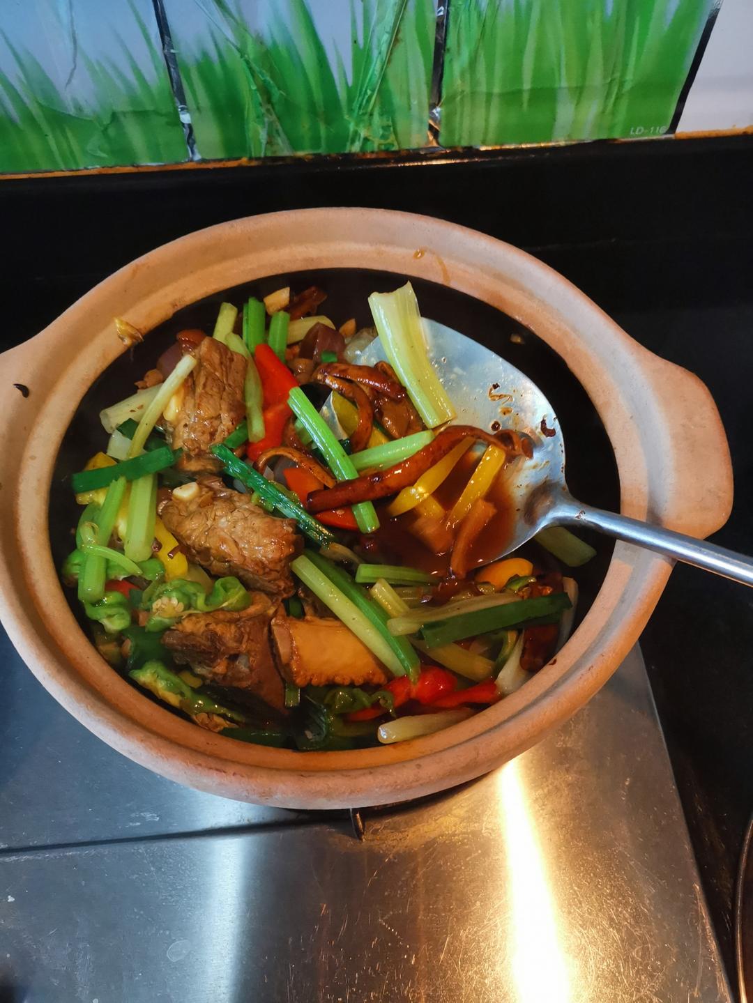 干锅虎松茸（烧排骨）