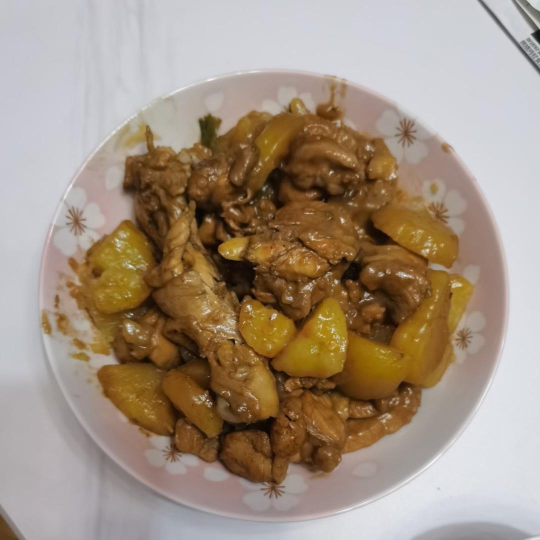 鸡腿炖土豆 上桌秒空盘 汤都喝干了！