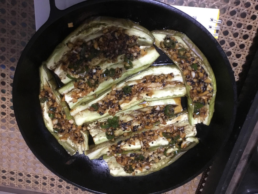 上桌就被抢光的平底锅    烤茄子