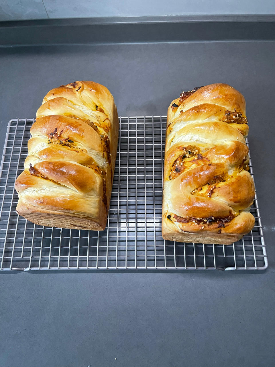 咸蛋黄肉松吐司｜超好吃｜超满足