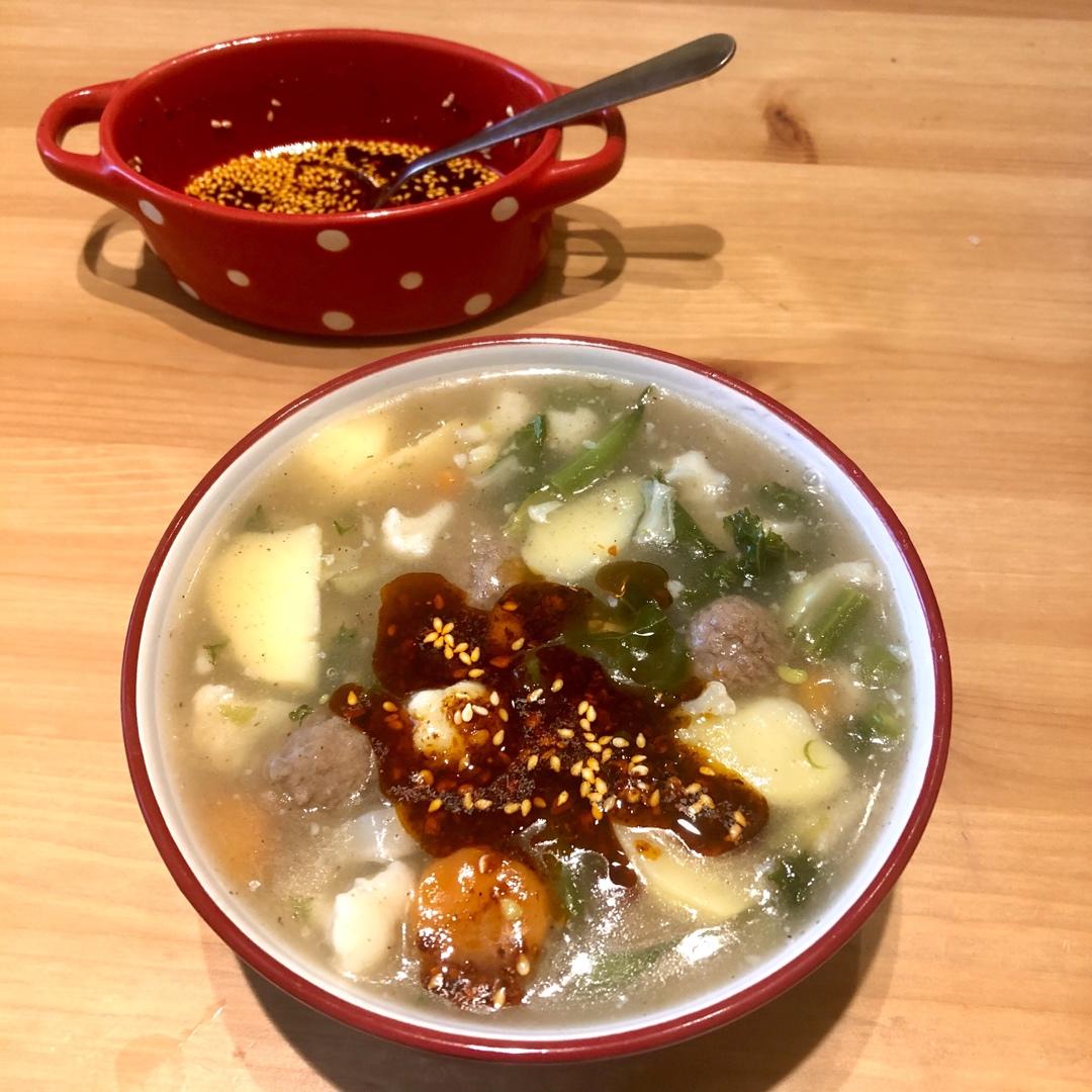 肉丸胡辣汤（回坊版）附牛骨汤做法