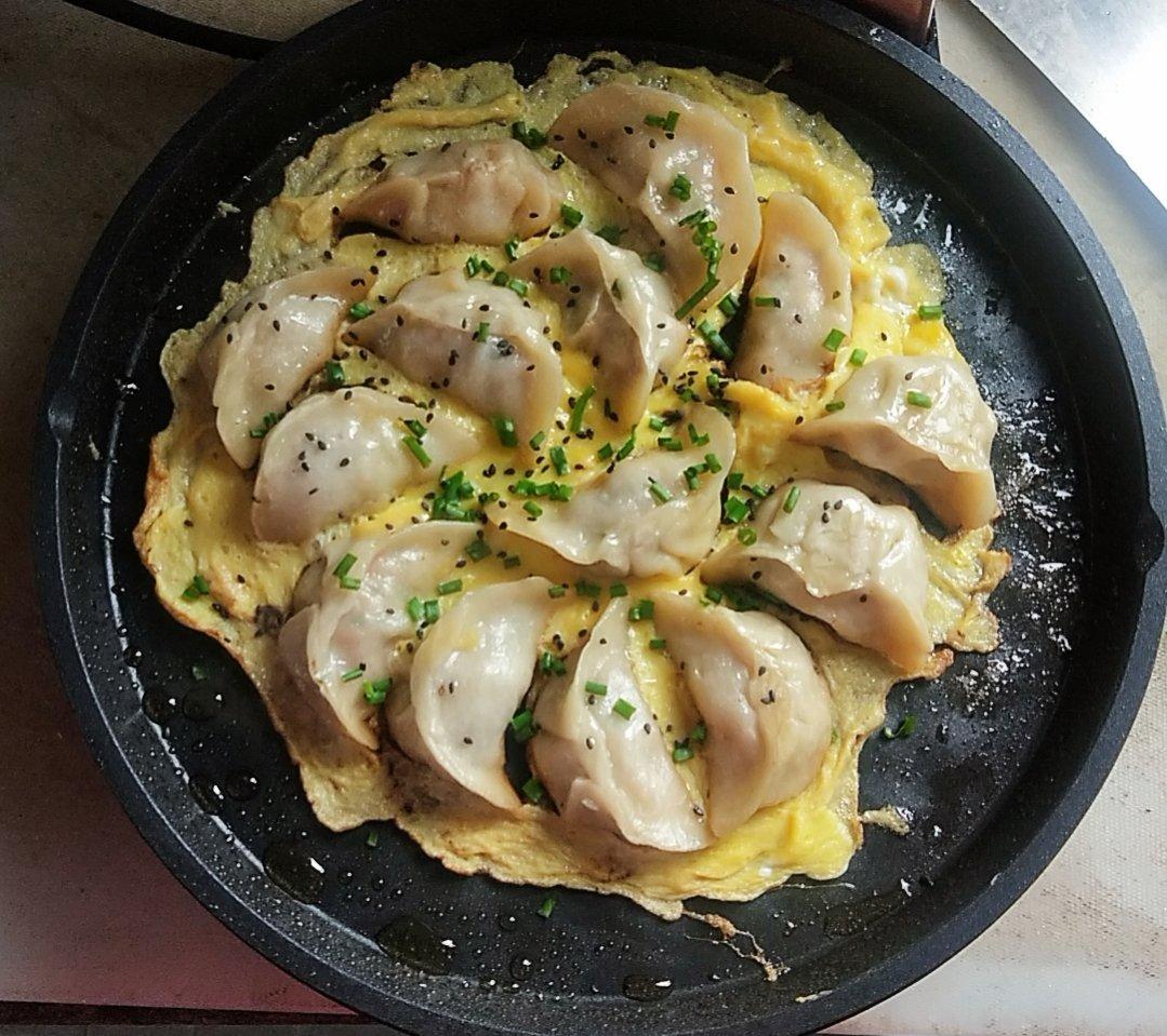 抱蛋煎饺