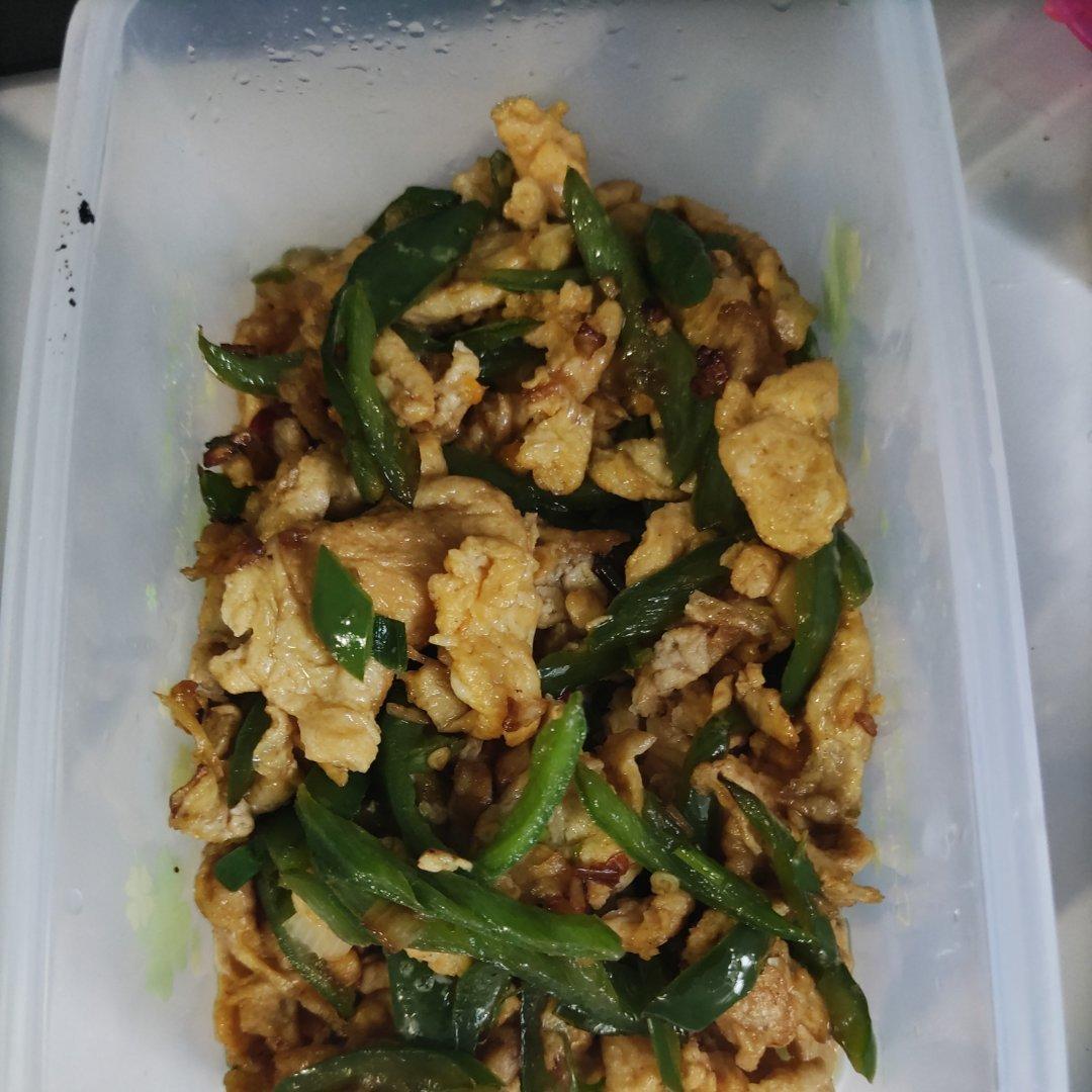 【剁椒炒鸡蛋】炒蛋好吃的关键，原来是调味！