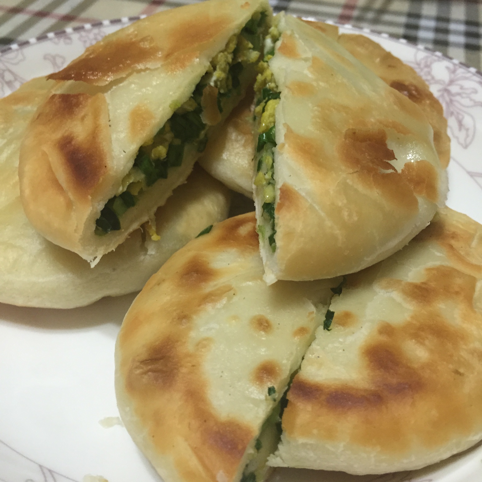 韭菜鸡蛋馅饼