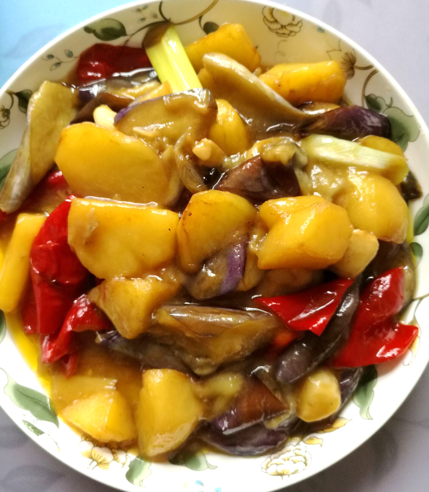 手把手教你做孩子爱吃的“地三鲜”！