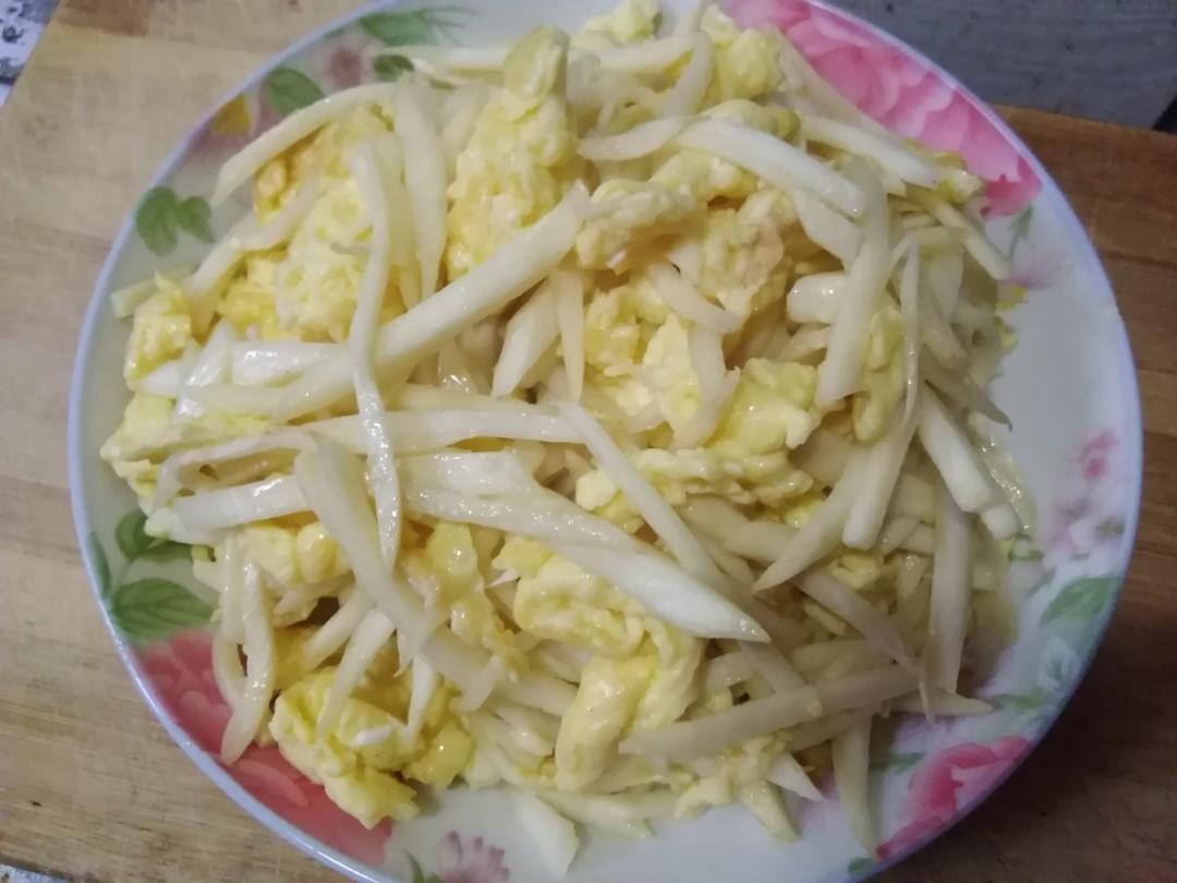 茭白炒鸡蛋