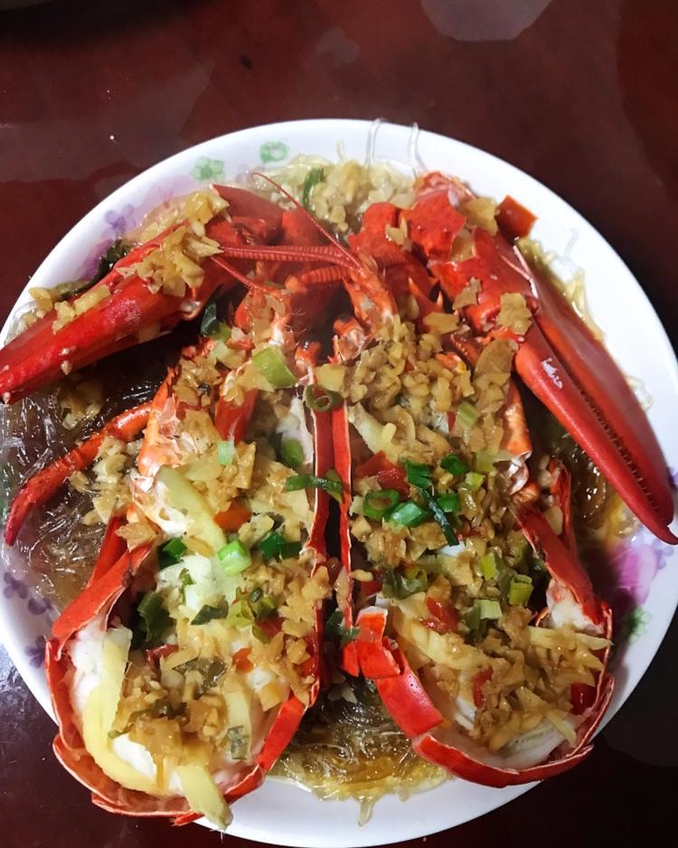 蒜蓉粉丝蒸龙虾