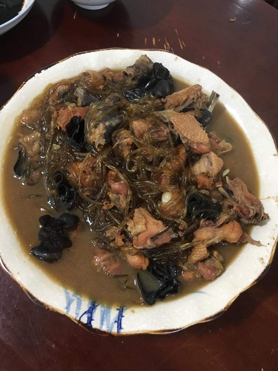 香菇粉丝鸡煲