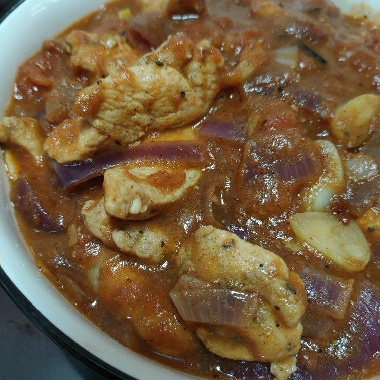 番茄炖鸡胸丨健康·三餐