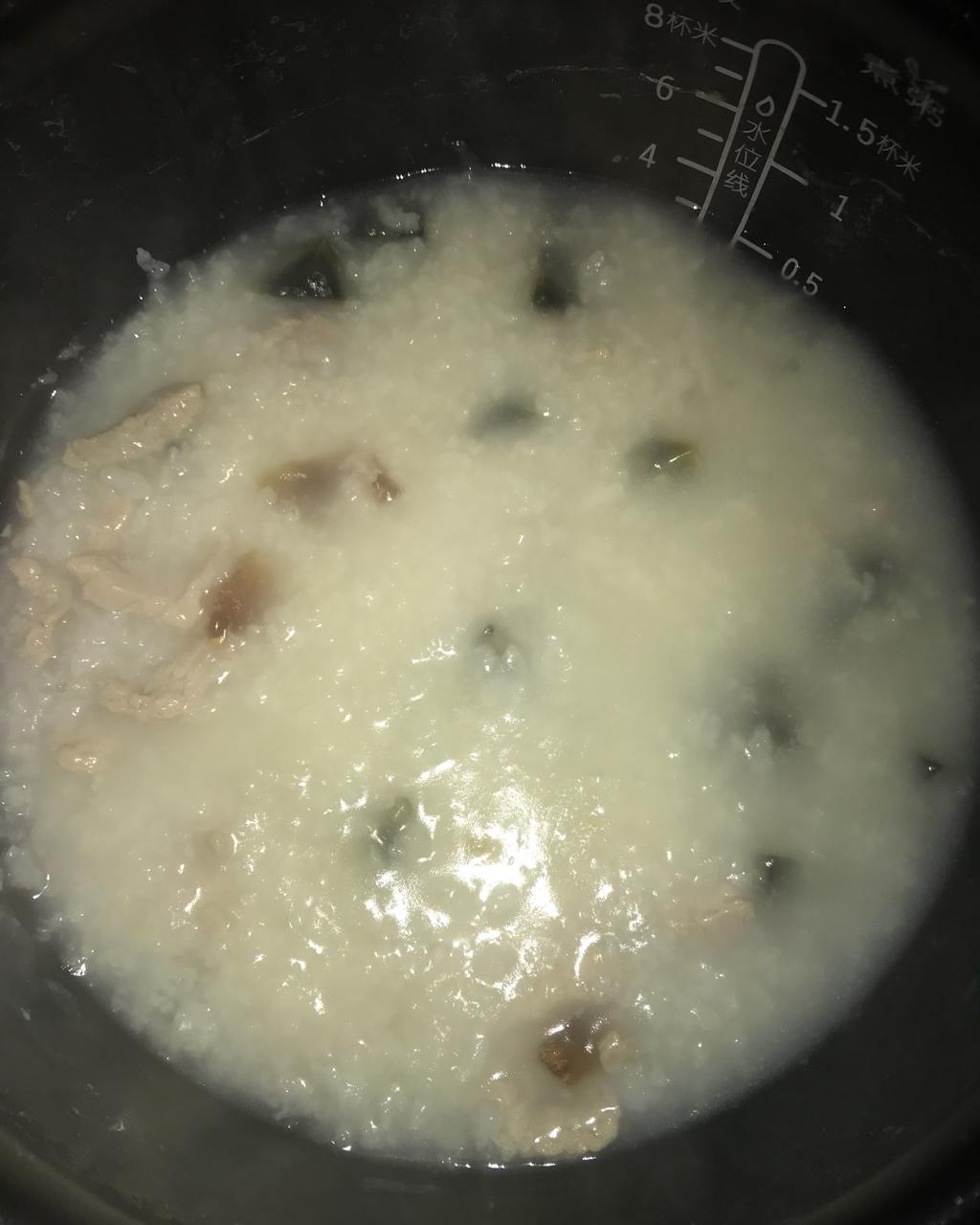 皮蛋瘦肉粥
