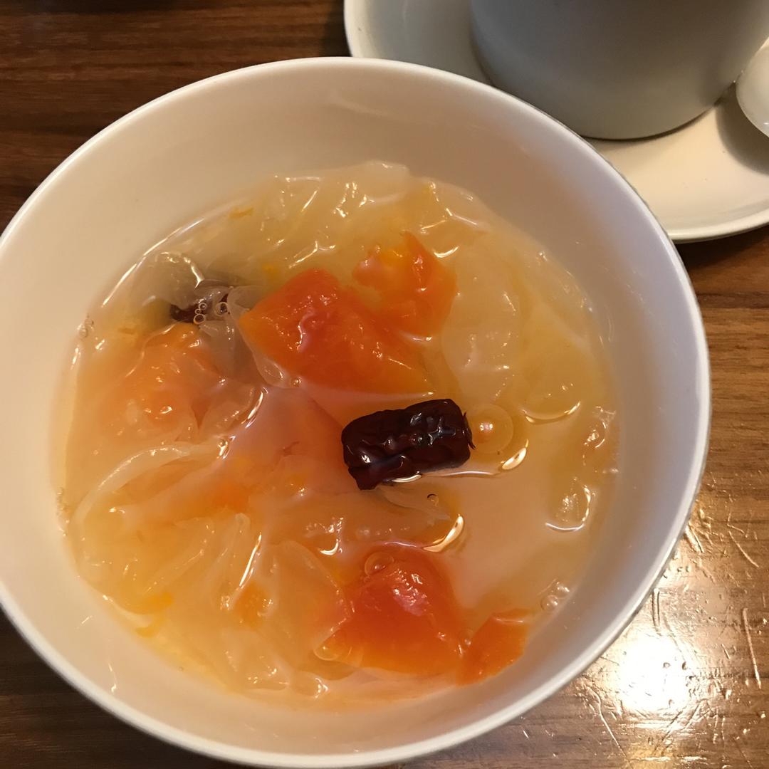 红豆银耳羹