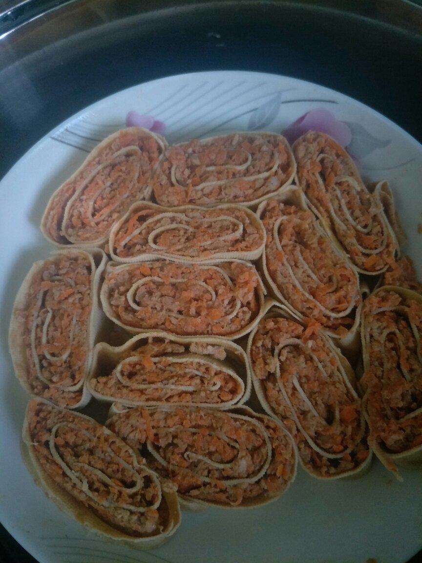 蒸豆皮肉卷