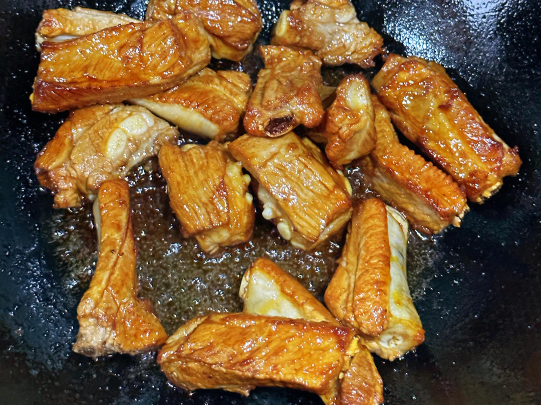 红烧排骨炖豆角
