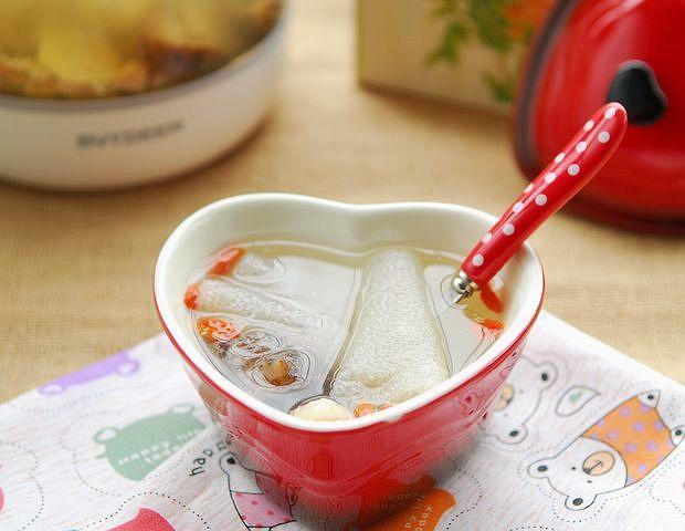 海参瑶柱竹荪瘦肉汤的做法