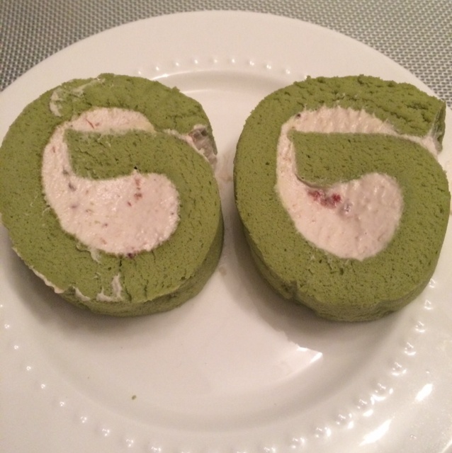 抹茶戚风蛋糕卷