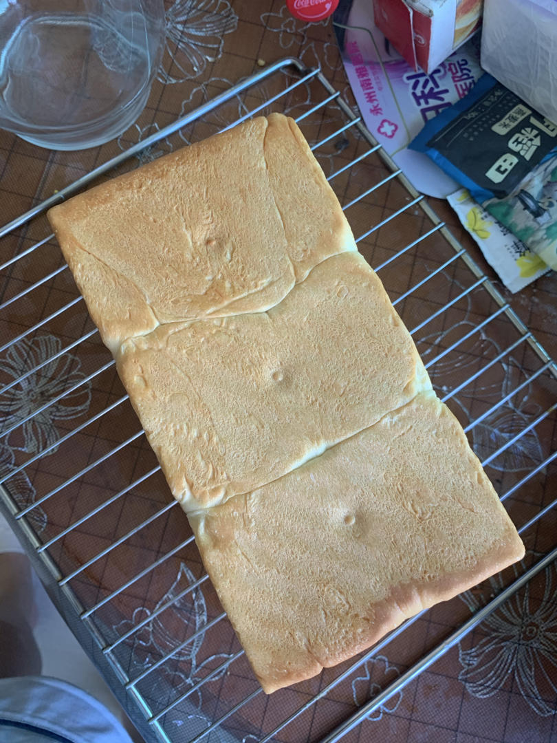 只需一次发酵的超软吐司（附面包机揉手套膜攻略）