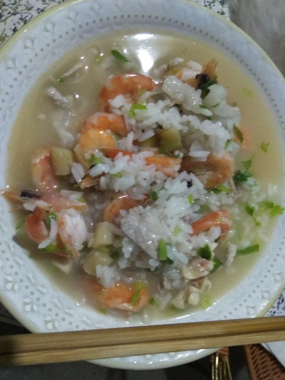 鲜掉眉毛的的【海鲜粥】❤
