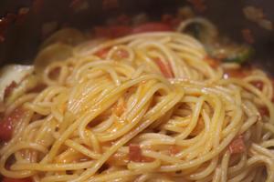 时蔬意面Simple Dinner Pasta的做法 步骤12