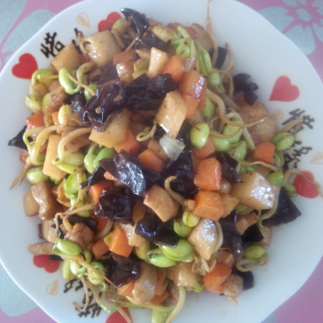 素炒黄豆芽