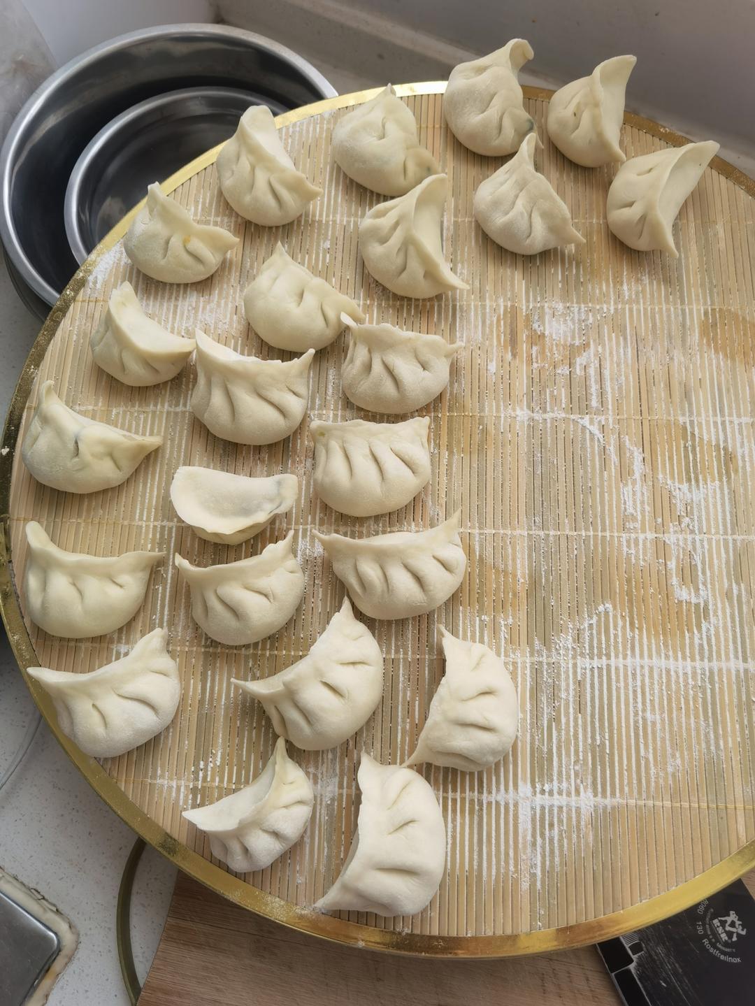 清淡的黄瓜鸡蛋水饺