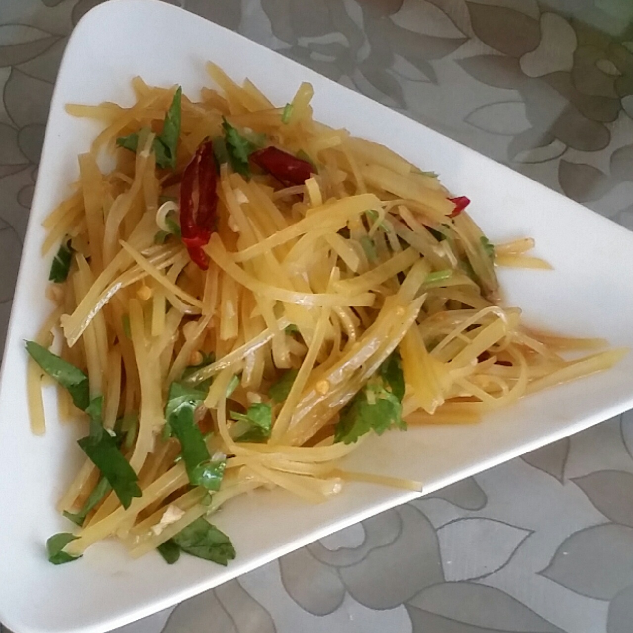 凉拌土豆丝