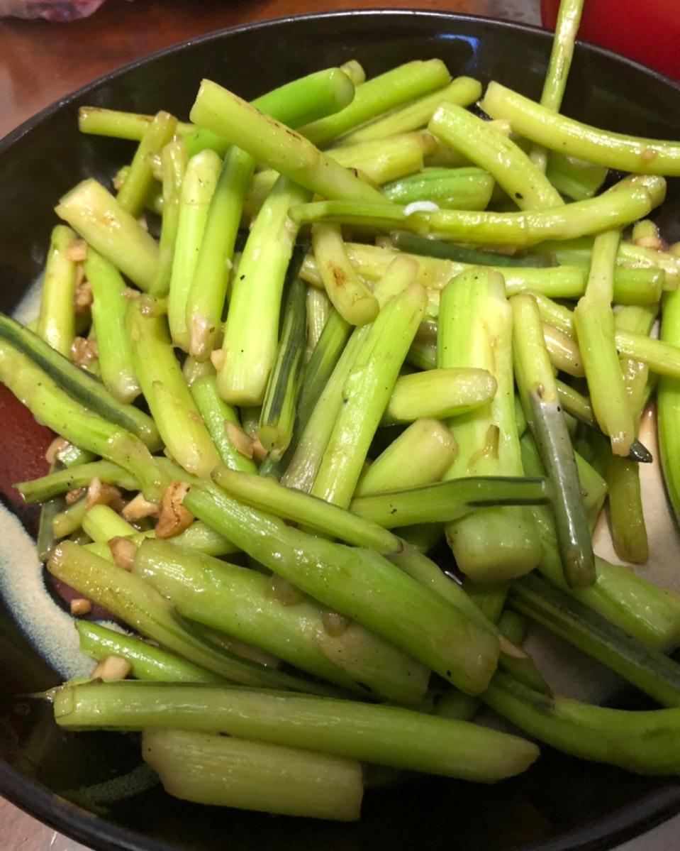 清炒红菜苔