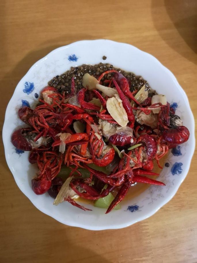 十三香小龙虾
