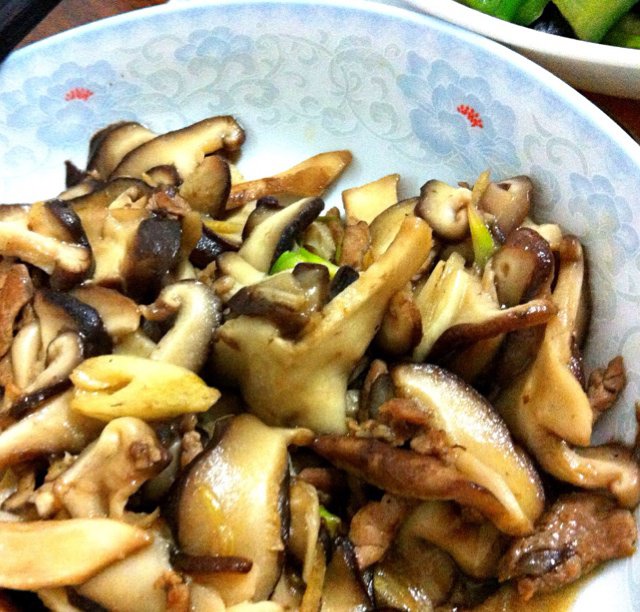 素炒香菇