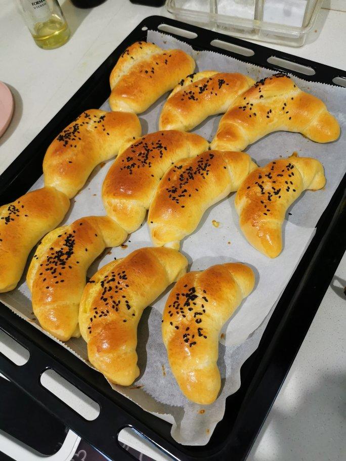 😻色香诱人🐮奶香牛角包🥐